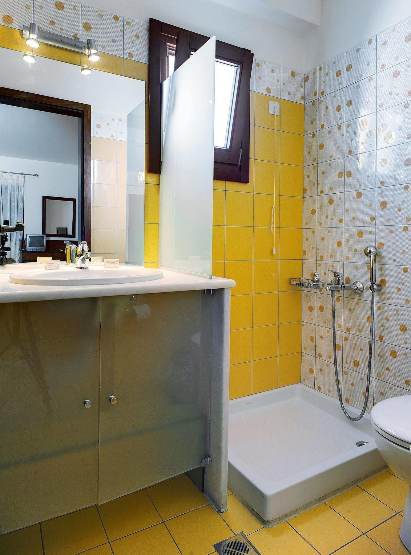 Syia Hotel Sougia Eksteriør billede